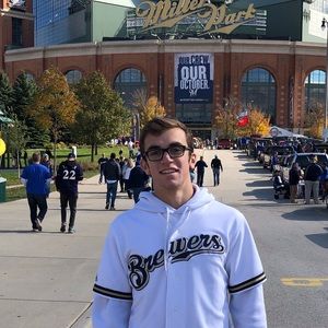 Meet your Posher, Noah